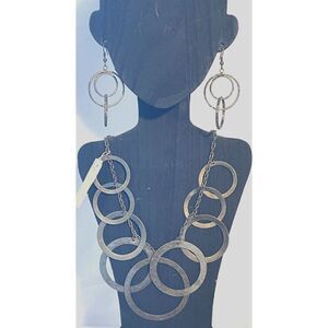 Erica Lyons Necklace and earrings Brass/Bronze color circle
